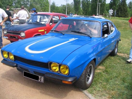 Une Capri bien restaur&eacute;e