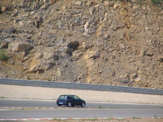 c'est petit une voiture....