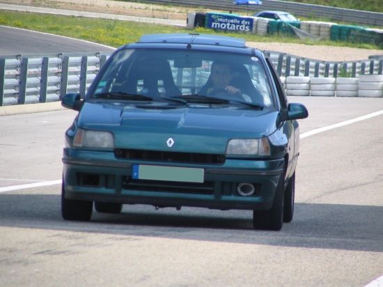 Clio 16s qui finit une session