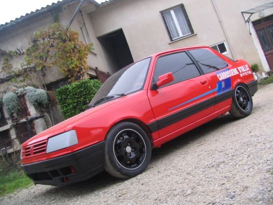 Peugeot 309 T16