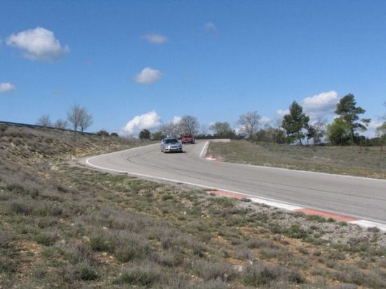 ...cours&eacute; par une Golf