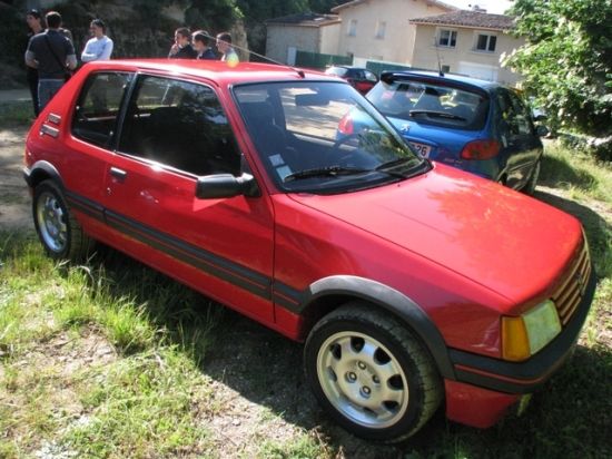 Peugeot 205 1.9 GTI Peugeot 205 1.9 GTI