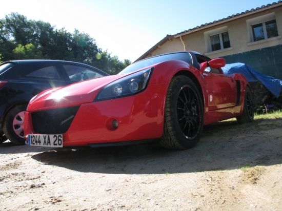 Opel Speedster rouge
